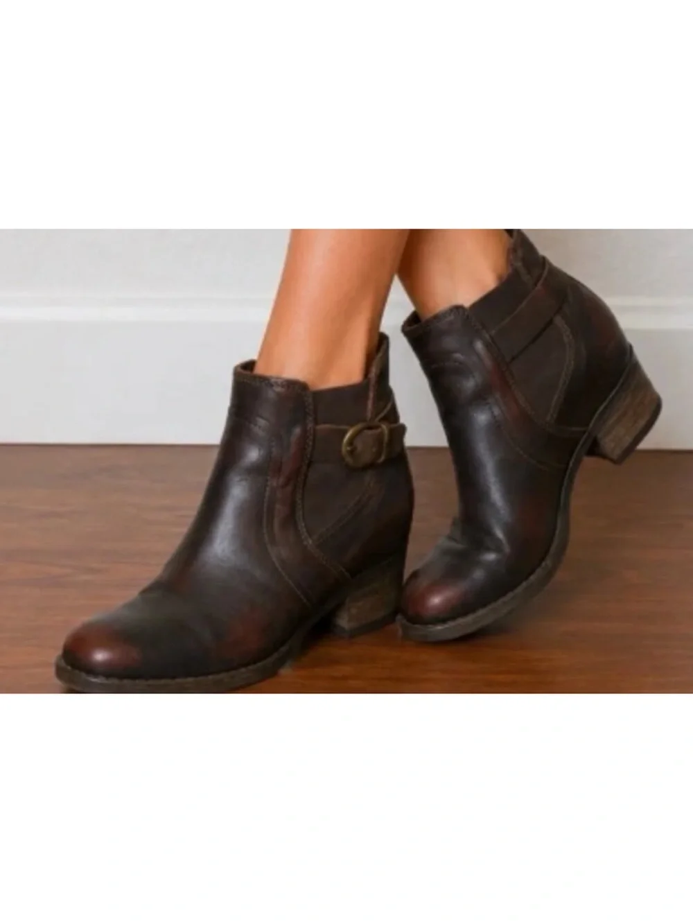 Born leather boots
